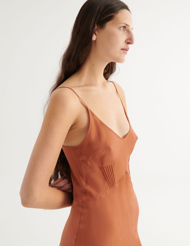 a model in the cadel slip in cocoa brown